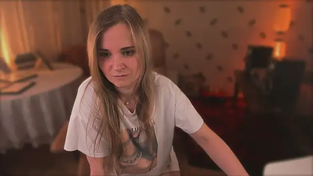 MiaSparkes webcam