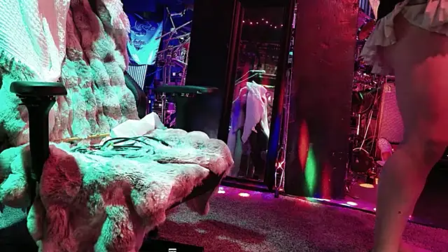 NinasNylonz webcam