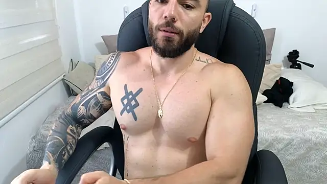 Isaac_Carter webcam