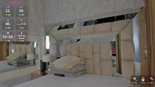 VICTORIAGRAYS webcam