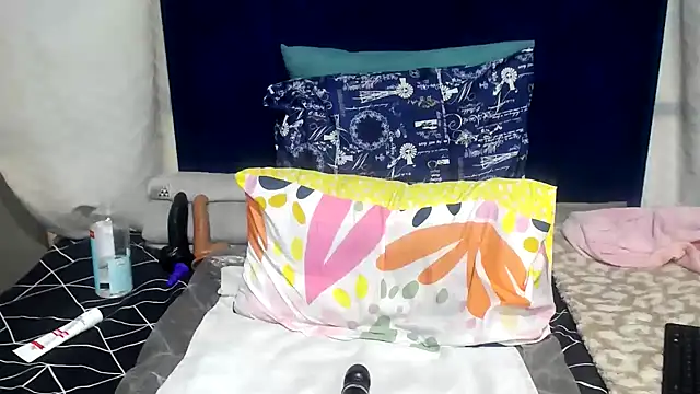 Candylips22 webcam