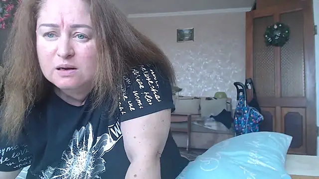Amy_August webcam