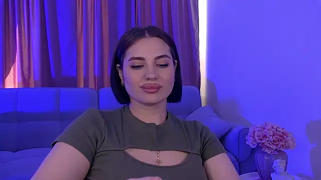 AdrianaToress webcam