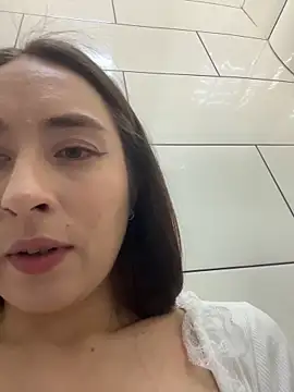 Holly_Play webcam