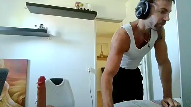 alpha-hunk webcam