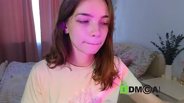 Evi_Brook webcam