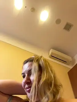 Passion-Blondy webcam