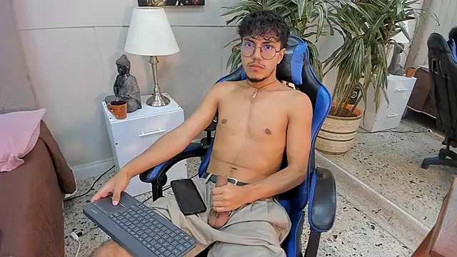 kai_storn webcam