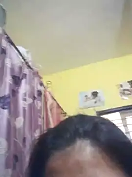 kirti-sharma webcam