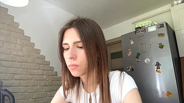 ZaraGuyette webcam