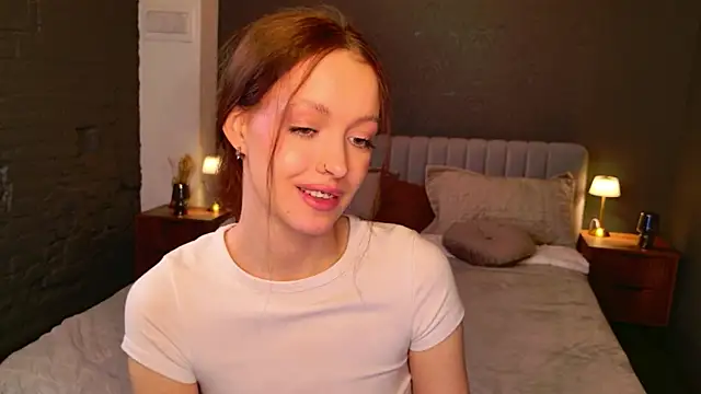 SallyPinkman webcam