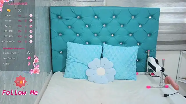 MAARYMOON webcam