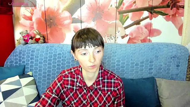 TayanaJons webcam