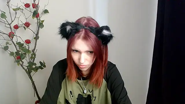 GuessMe___ webcam