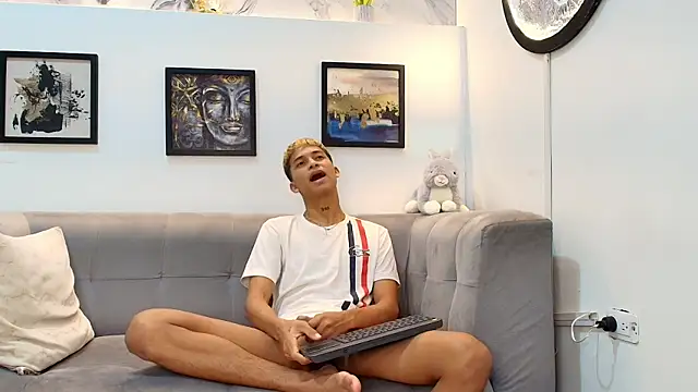 GOLD_BOYS webcam
