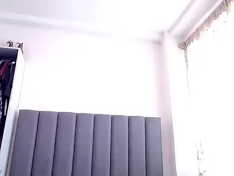 saara_johnson496 webcam