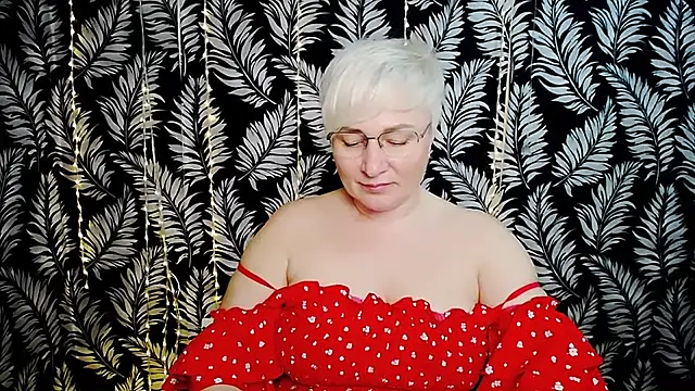 Olivia_playful webcam