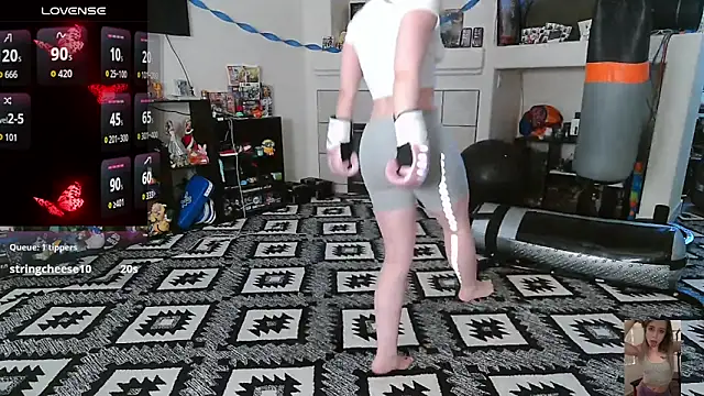 Blondiewithanass