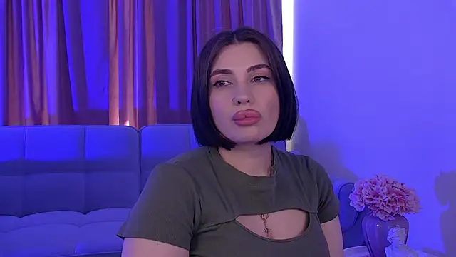 AdrianaToress webcam