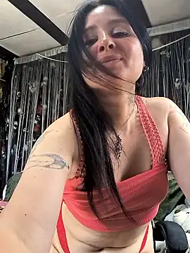 KikiXRed webcam