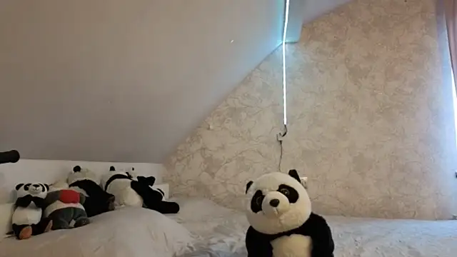 Blissmissataeses webcam