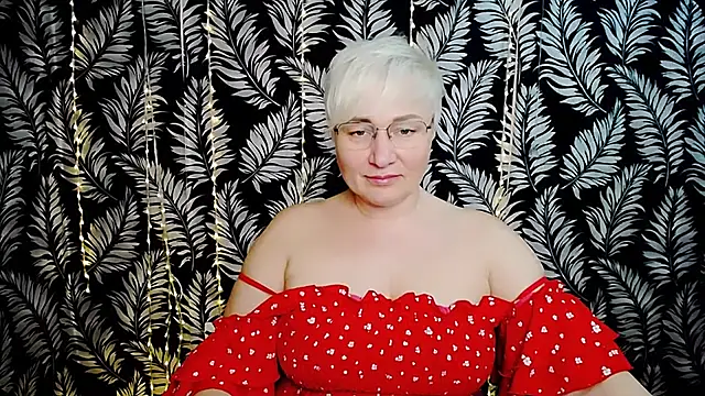 Olivia_playful webcam