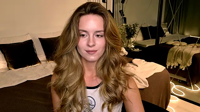 RozzitaBedberry webcam
