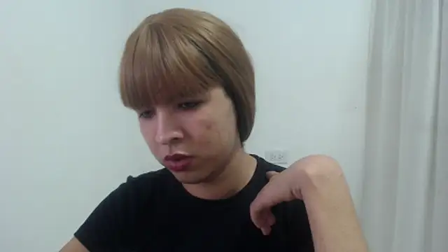 estefania224 webcam