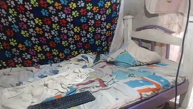 ELIZABET2- webcam