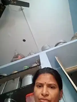 kirti-sharma webcam