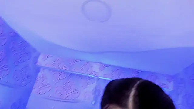 MishRaven webcam