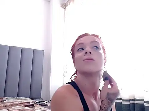 saara_johnson496 webcam