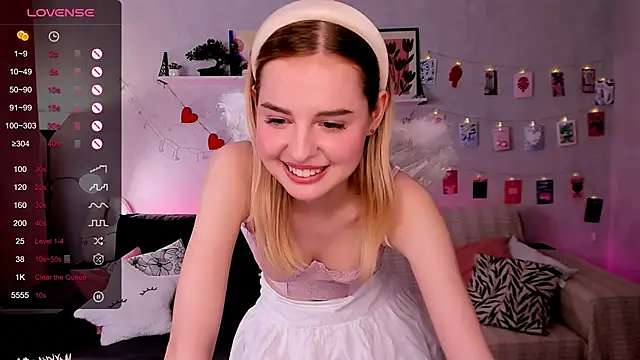 LillianShine webcam
