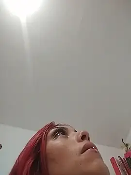 Derieri_Blush webcam