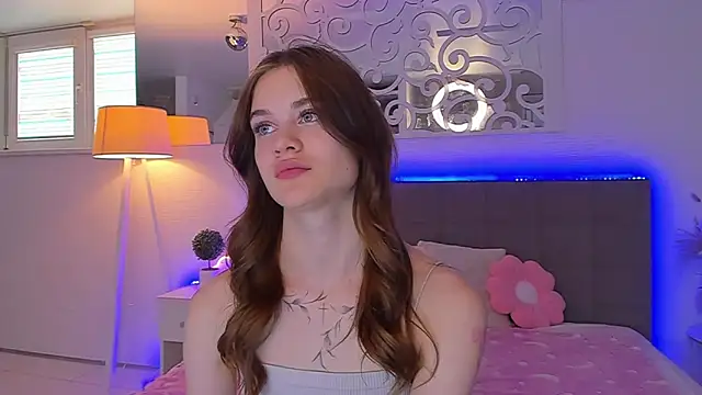 LuisaClover webcam