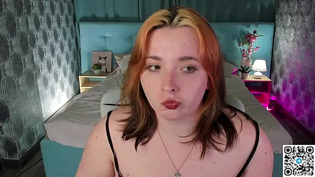 Lilli_Cass webcam