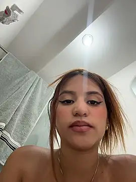 ViankaRose webcam