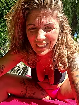 Dreamlove1 webcam
