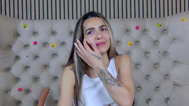 PlayfulShow webcam