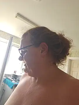 MissQueenBeex webcam