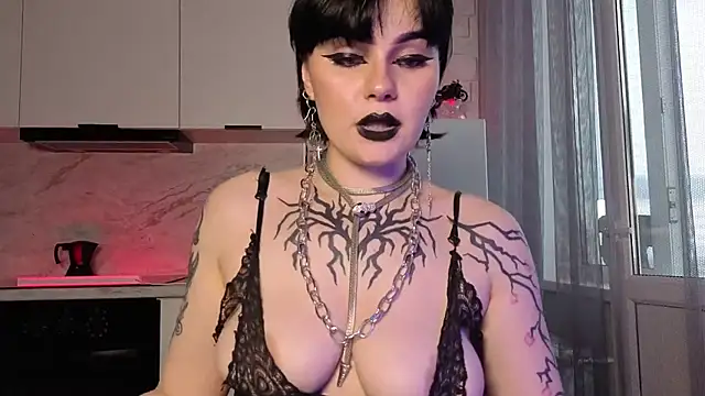 IntrigueYourDay webcam