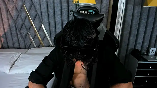 NicolaiKarav webcam