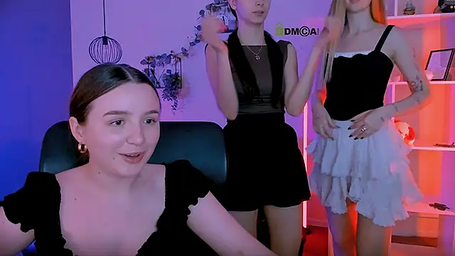 mila_firee webcam