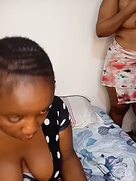 YummyBoobs_ webcam
