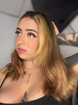 CarolQueen1_ webcam