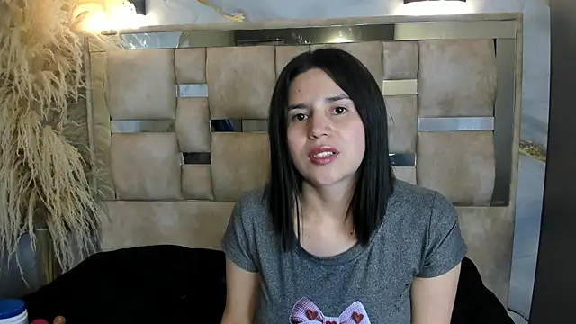 Cata_black webcam