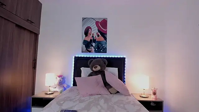 alana_greey_ webcam