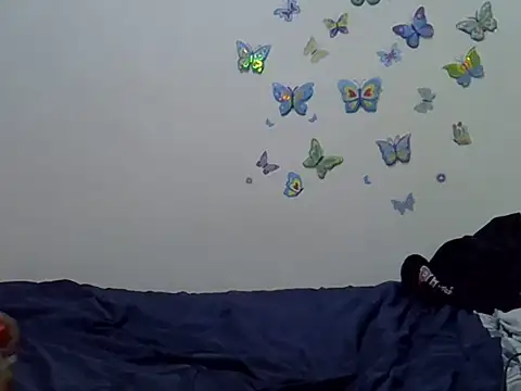 Pretty_tess webcam