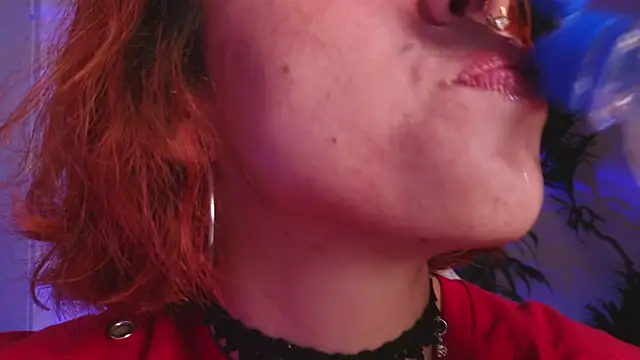 bri_von_dhara__ webcam