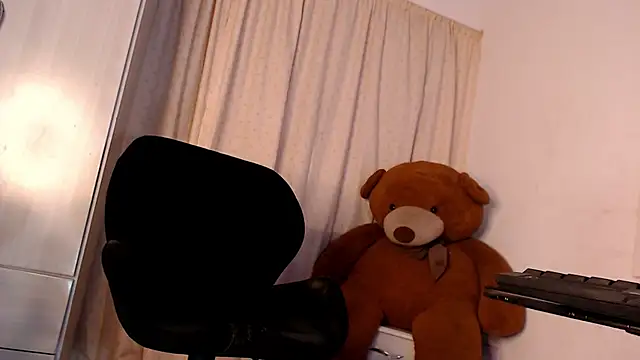 mistressbigcock777 webcam